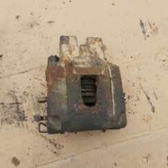 Aizmugurējais labais suports priekš JEEP GRAND CHEROKEE 2004