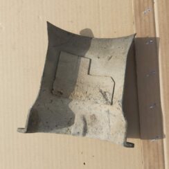 Pusass aizsargs priekš AUDI A6 AVANT 2003