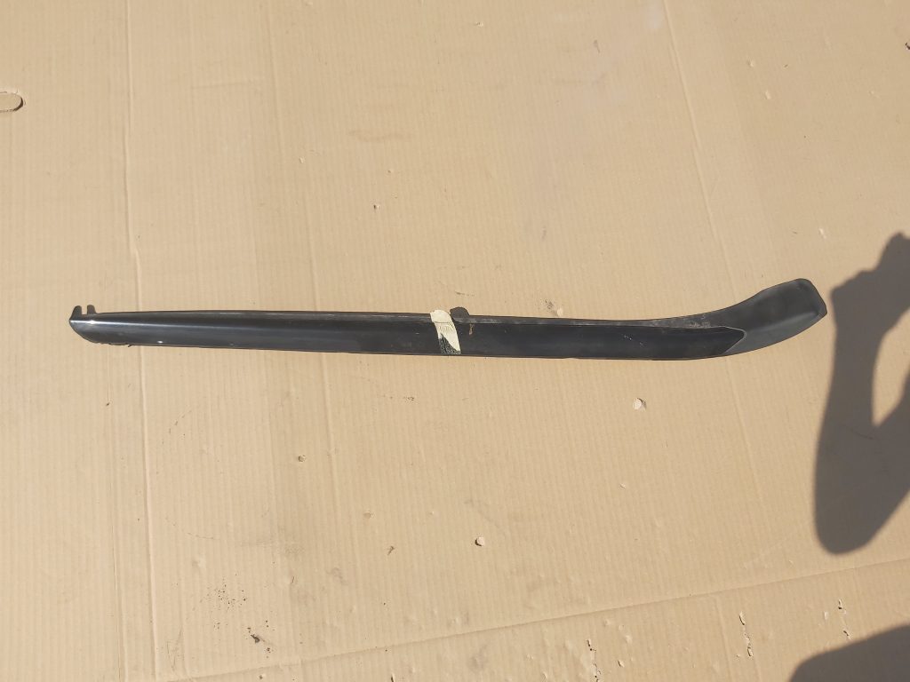 Vējstikla moldings priekš PEUGEOT 508 2012 1 Vējstikla moldings priekš PEUGEOT 508 2012