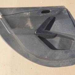 Aizmugurējo kreiso durvju apdare priekš PEUGEOT 508 2012