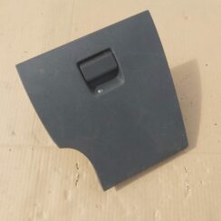 Mantu glabāšanas nodalījums vadītāja pusē priekš PEUGEOT 508 2012