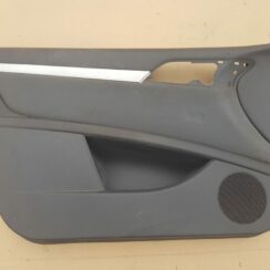 Priekšējo kreiso durvju apdare priekš PEUGEOT 407 2004