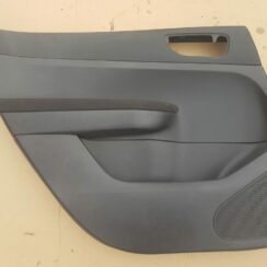 Aizmugurējo kreiso durvju apdare priekš PEUGEOT 307 2007