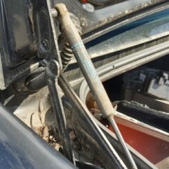 Bagažnieka vāka amortizators priekš PEUGEOT 407 2005