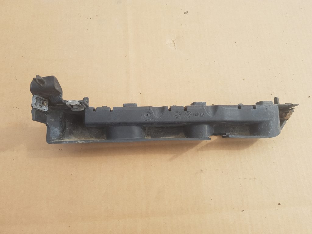 Priekšējā spārna un bufera stiprinājums priekš PEUGEOT 407 2005