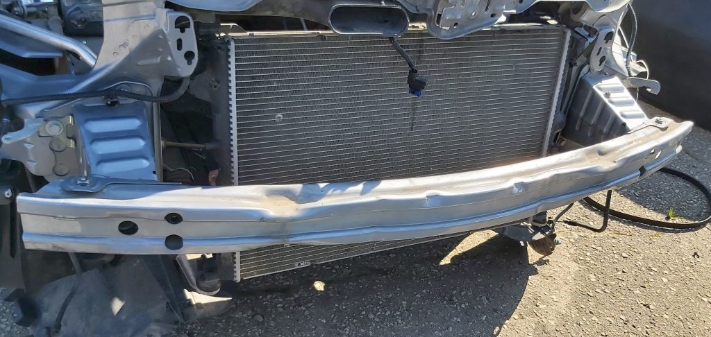 Priekšējā bufera pastiprinātājs priekš OPEL VECTRA C 2008 1 Priekšējā bufera pastiprinātājs priekš OPEL VECTRA C 2008