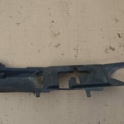 Radiatoru augšēja uzlika priekš VOLVO C30 2008 BLACK