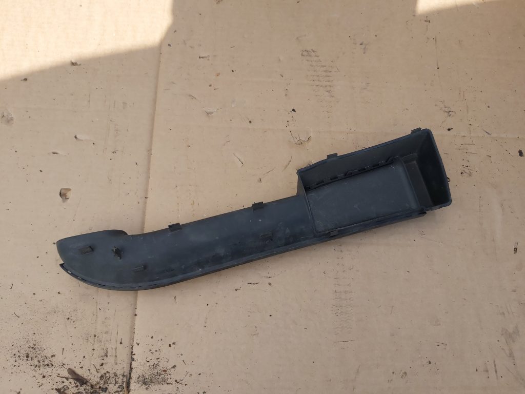 Gaisa filtra korpusa caurule priekš VOLVO C30 2008 BLACK 2 Gaisa filtra korpusa caurule priekš VOLVO C30 2008 BLACK