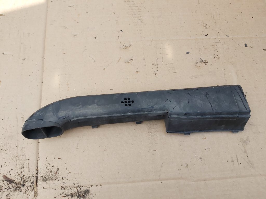 Gaisa filtra korpusa caurule priekš VOLVO C30 2008 BLACK 1 Gaisa filtra korpusa caurule priekš VOLVO C30 2008 BLACK