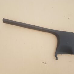 Sliekšņa priekšēja kreisa uzlika (salonā) priekš AUDI A4 2005