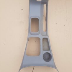 Centrālās konsoles apdares lielākā daļa priekš TOYOTA HILUX 2009