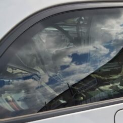 Aizmugurējais labais sānu stikls priekš BMW 530D E61 2006 TOURING TITANSILVER