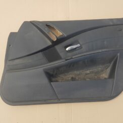 Priekšējo labo durvju apdare priekš BMW 530D E61 2006 TOURING TITANSILVER