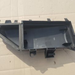 Salona gaisa filtra korpusa vāks priekš BMW 530D E61 2006 TOURING TITANSILVER