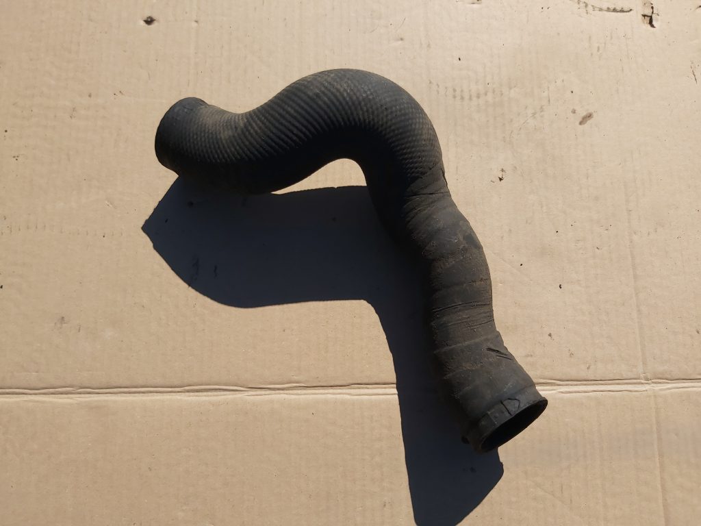 Interkulera caurule priekš VOLVO V70 1997