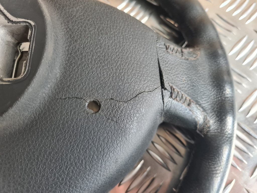 Stūre priekš DACIA LODGY 2014 5 Stūre priekš DACIA LODGY 2014