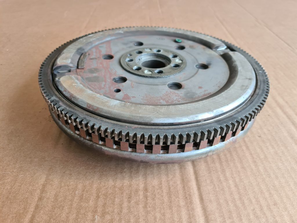 Sajūga komplekts priekš DACIA LODGY 2014 5 Sajūga komplekts priekš DACIA LODGY 2014