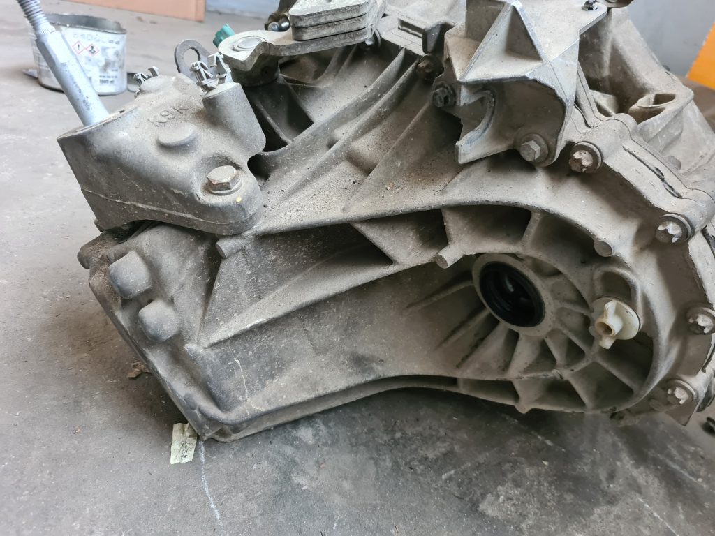 Mehāniska pārnesumkārba priekš DACIA LODGY 2014 3 Mehāniska pārnesumkārba priekš DACIA LODGY 2014