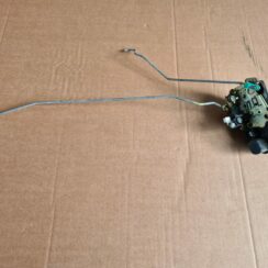 Priekšējo labo durvju slēdzene priekš CHRYSLER SEBRING 2006