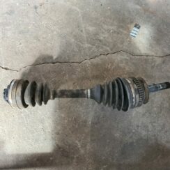 Pusass priekšējā kreisā priekš CHRYSLER SEBRING 2006