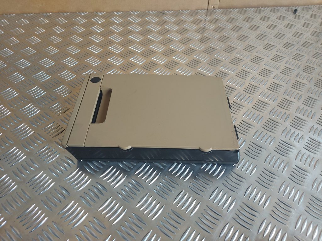 Slēpošanas soma priekš BMW 525 E60 2006 OLIVE