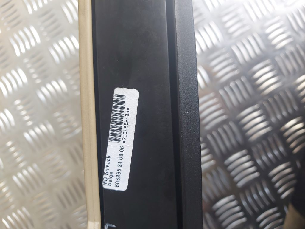 Slēpošanas soma priekš BMW 525 E60 2006 OLIVE