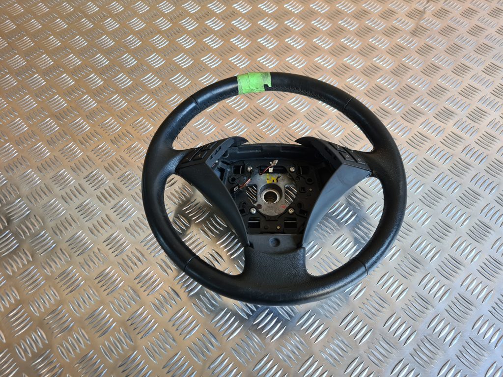 Stūre priekš BMW 525 E60 2006 OLIVE