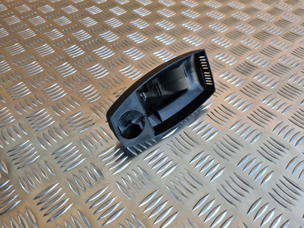 Atpakaļskata spoguļa apdare (salonā) priekš BMW 525 E60 2006 OLIVE