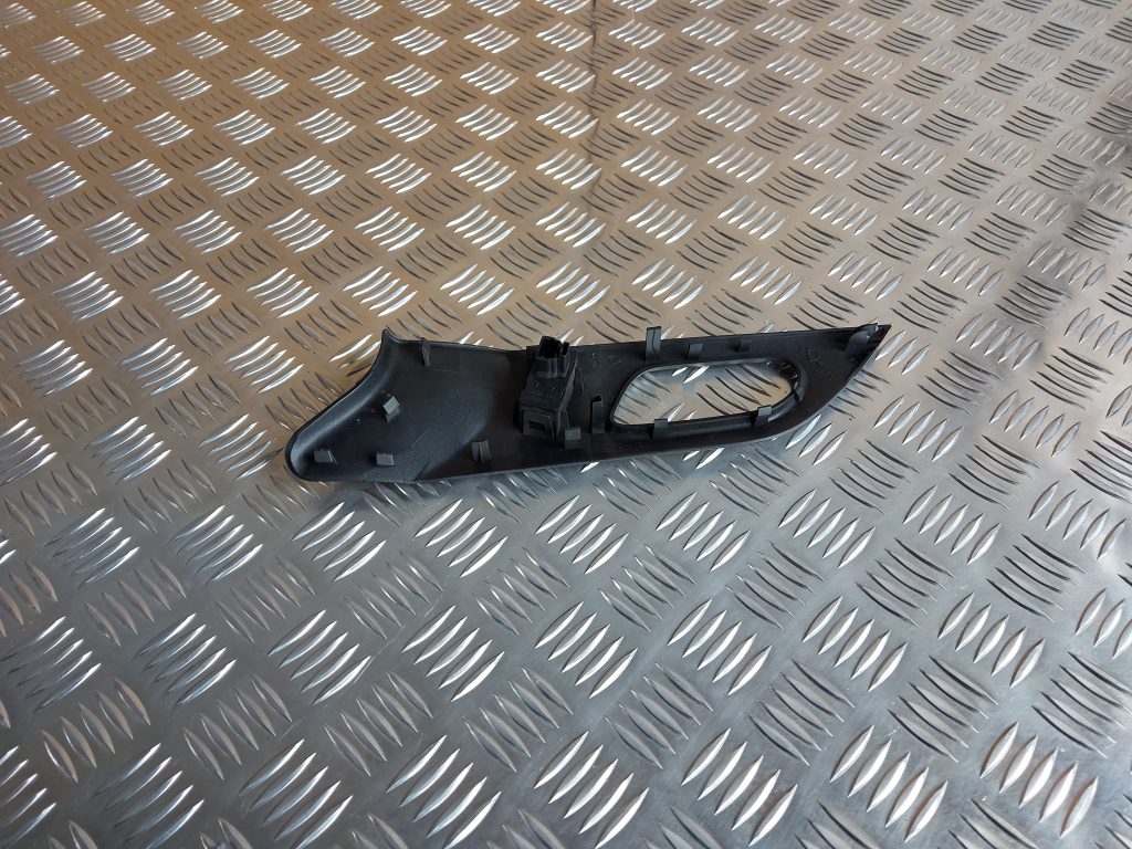 Stikla pacelšanas poga priekš PEUGEOT 407 2006