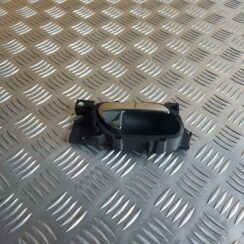 Salona durvju rokturis, aizmugures labais priekš PEUGEOT 407 2006