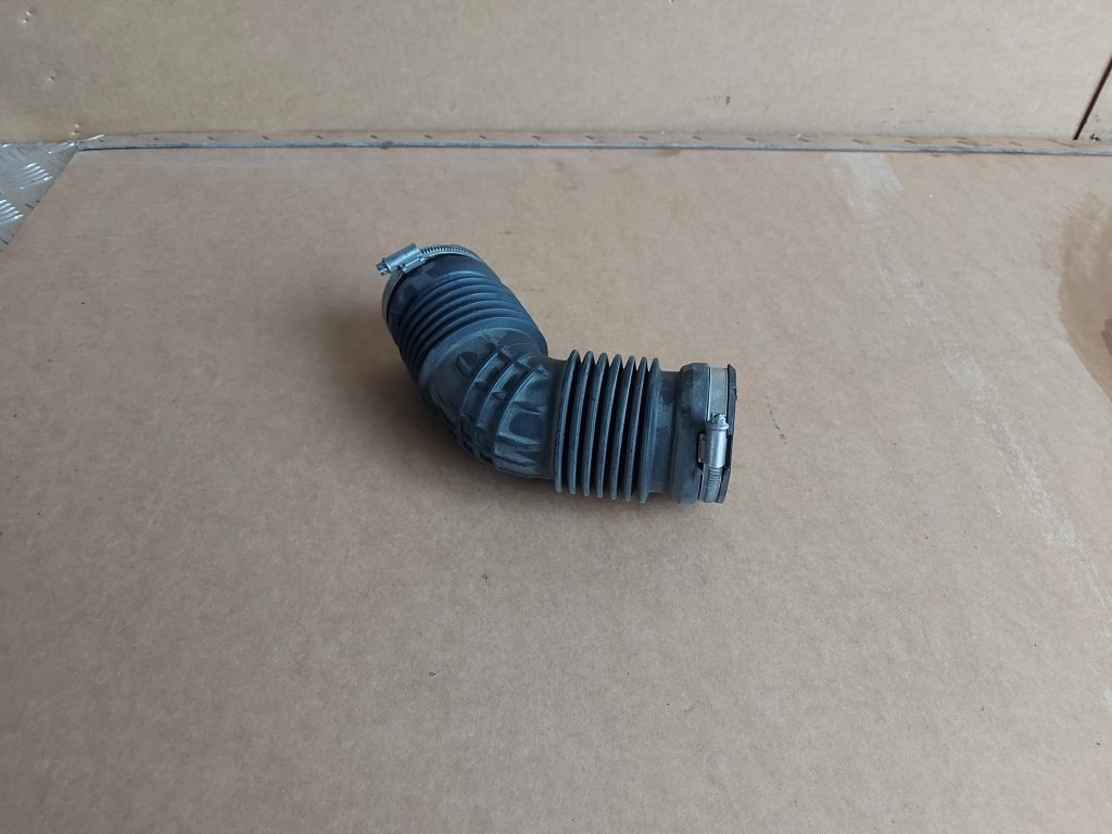 Gaisa filtra korpusa caurule priekš PEUGEOT 407 2006 1 Gaisa filtra korpusa caurule priekš PEUGEOT 407 2006