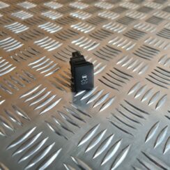 ESP poga priekš TOYOTA AVENSIS 2012