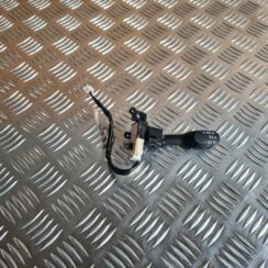 Kruīza kontroles rokturis/poga priekš TOYOTA AVENSIS 2012