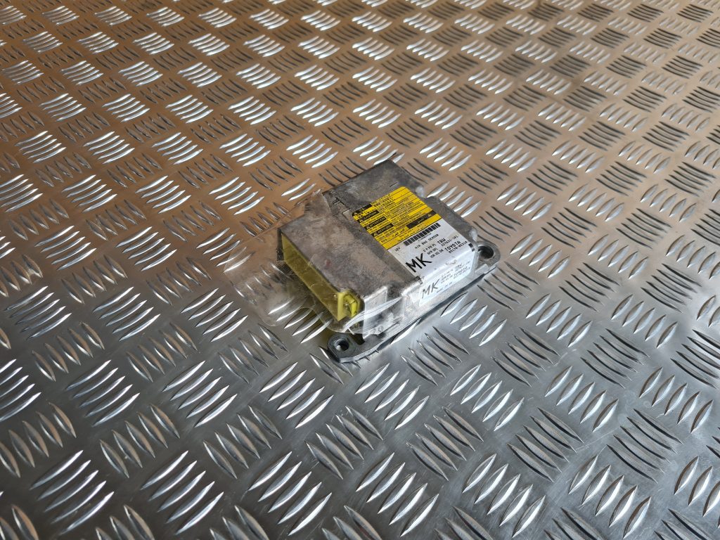 Drošības spilvena vadības bloks priekš TOYOTA AVENSIS 2012