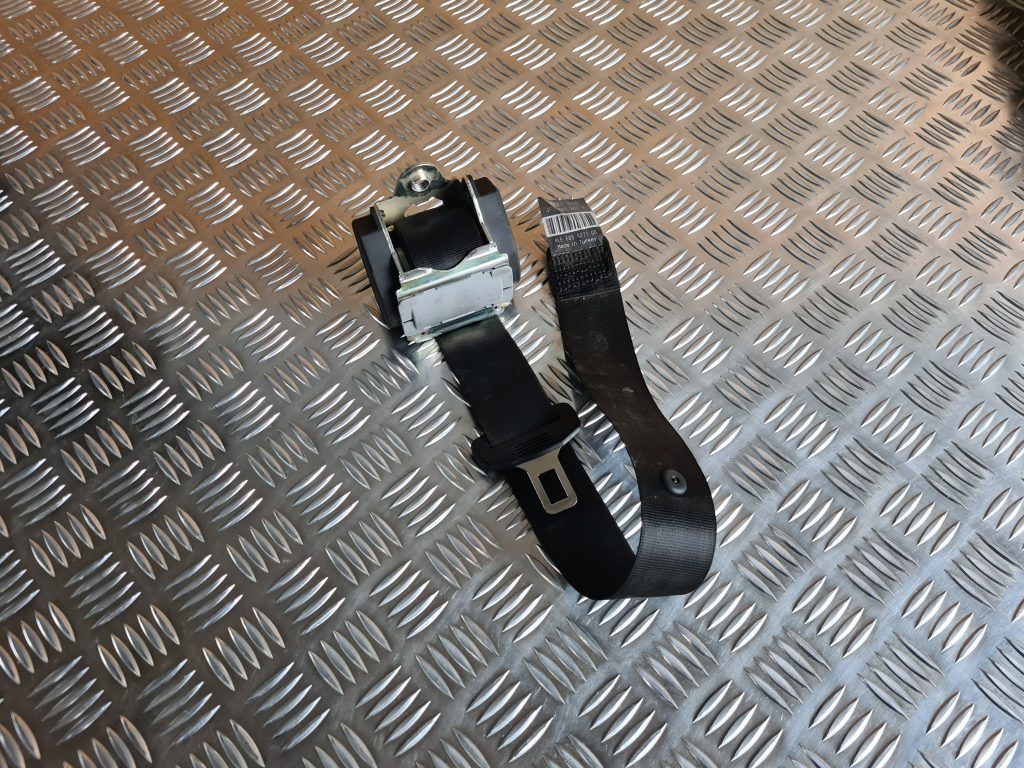 Aizmugurējā labā drošības josta priekš AUDI A6 AVANT 2007 QUATTRO