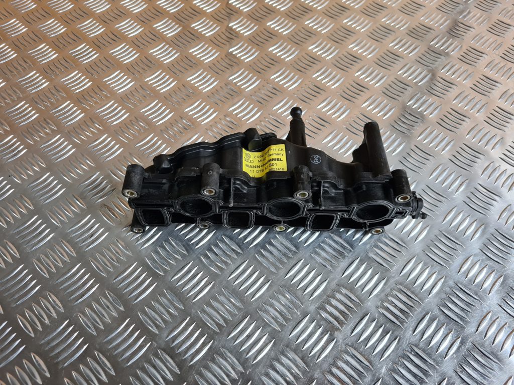 Ieplūdes kolektors priekš AUDI A6 AVANT 2007 QUATTRO 1 Ieplūdes kolektors priekš AUDI A6 AVANT 2007 QUATTRO