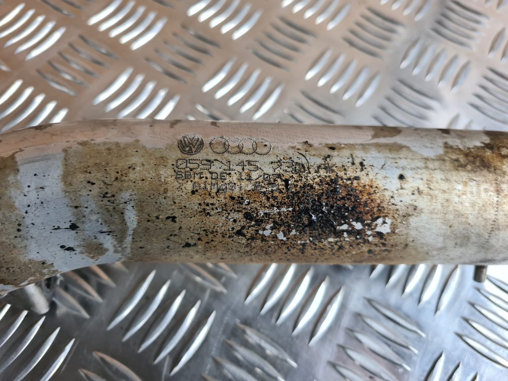 Interkulera caurule priekš AUDI A6 AVANT 2007 QUATTRO 2 Interkulera caurule priekš AUDI A6 AVANT 2007 QUATTRO