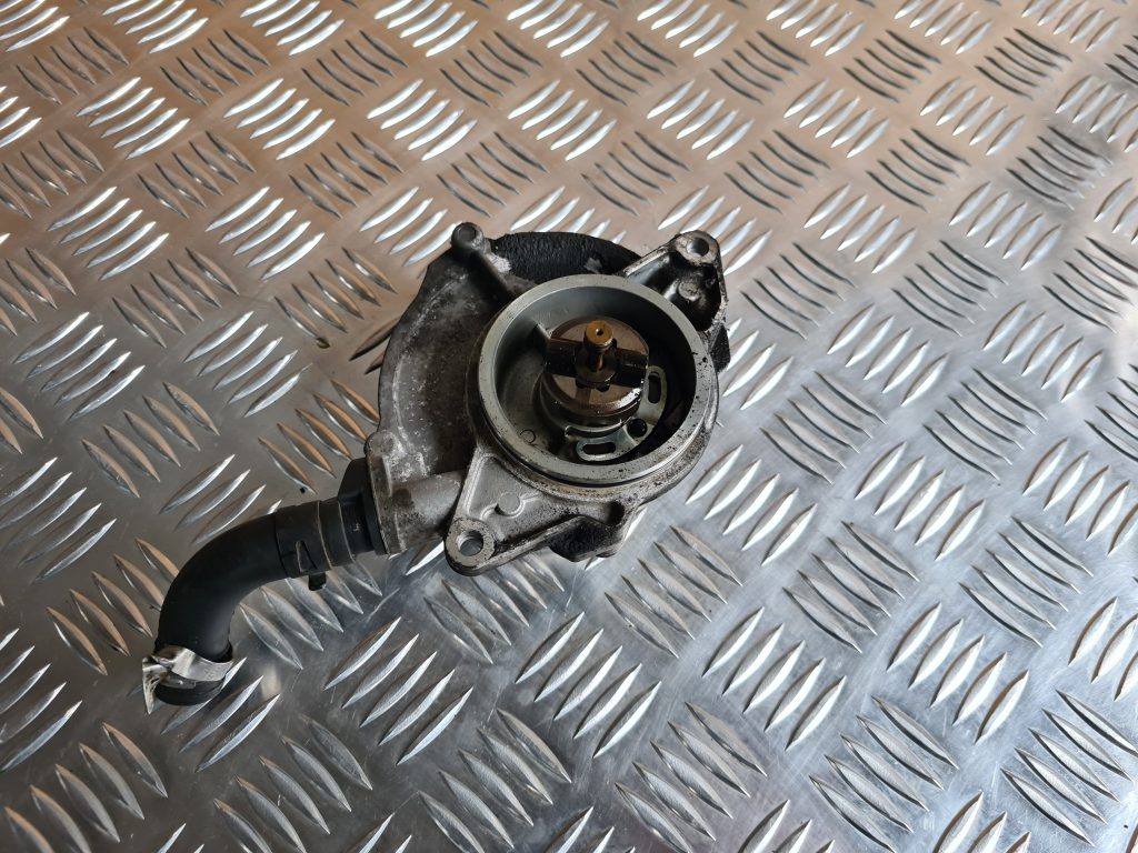 Vakuuma sūknis priekš AUDI A6 AVANT 2007 QUATTRO 3 Vakuuma sūknis priekš AUDI A6 AVANT 2007 QUATTRO