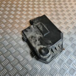 Drošinātāju kārbas korpusa vāks priekš AUDI A6 AVANT 2007 QUATTRO