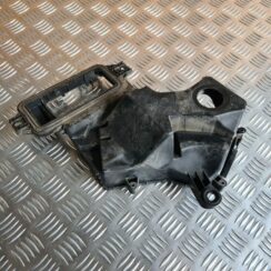 Drošinātāju relejas kaste priekš AUDI A6 AVANT 2007 QUATTRO