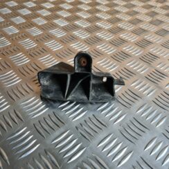 Aizmugurējā spārna un bufera stiprinājums priekš AUDI A6 AVANT 2007 QUATTRO