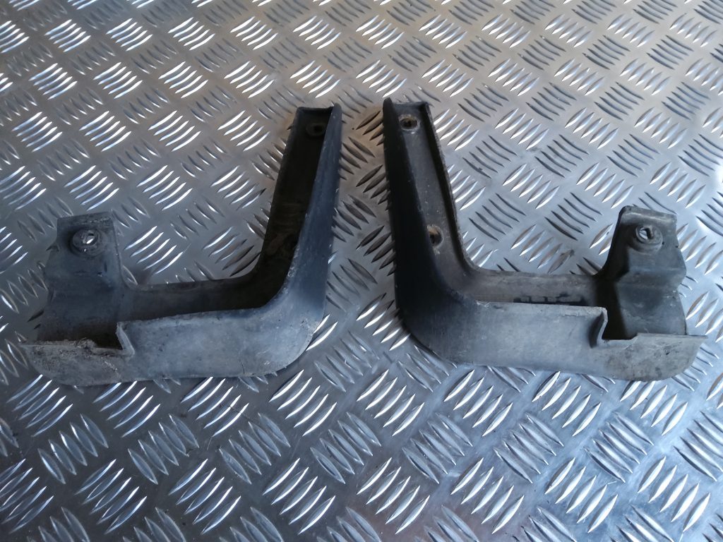 Priekšējo dubļusargu komplekts priekš KIA CEED 2013 1 Priekšējo dubļusargu komplekts priekš KIA CEED 2013