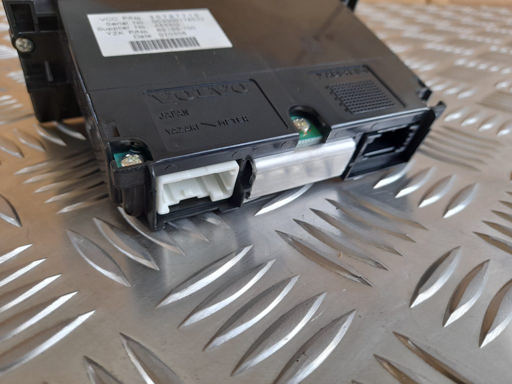 Displejs priekš VOLVO S40 2007