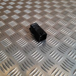 Kvēlsveču releja priekš VOLVO S40 2007