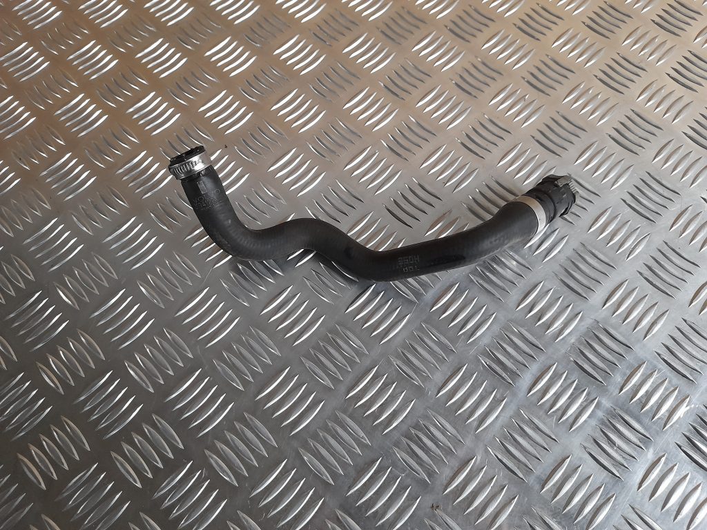 Dzesēšanas caurule priekš VOLVO S40 2007 1 Dzesēšanas caurule priekš VOLVO S40 2007