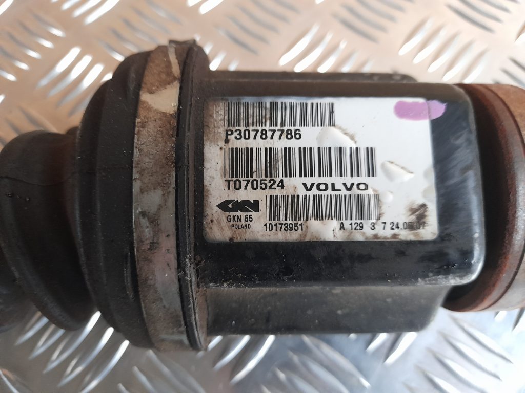 Pusass priekšēja labā priekš VOLVO S40 2007 3 Pusass priekšēja labā priekš VOLVO S40 2007