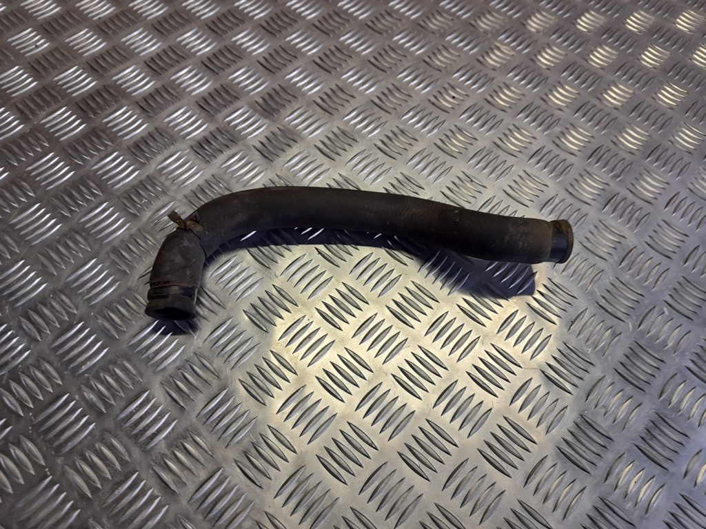 Gumijas šļūtene priekš KIA PICANTO 2006 1 Gumijas šļūtene priekš KIA PICANTO 2006