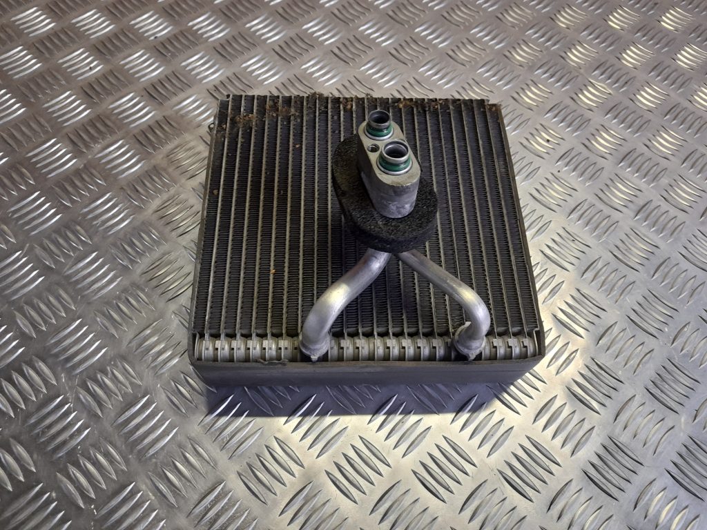 Gaisa kondicionēšanas radiators salonā priekš KIA PICANTO 2006