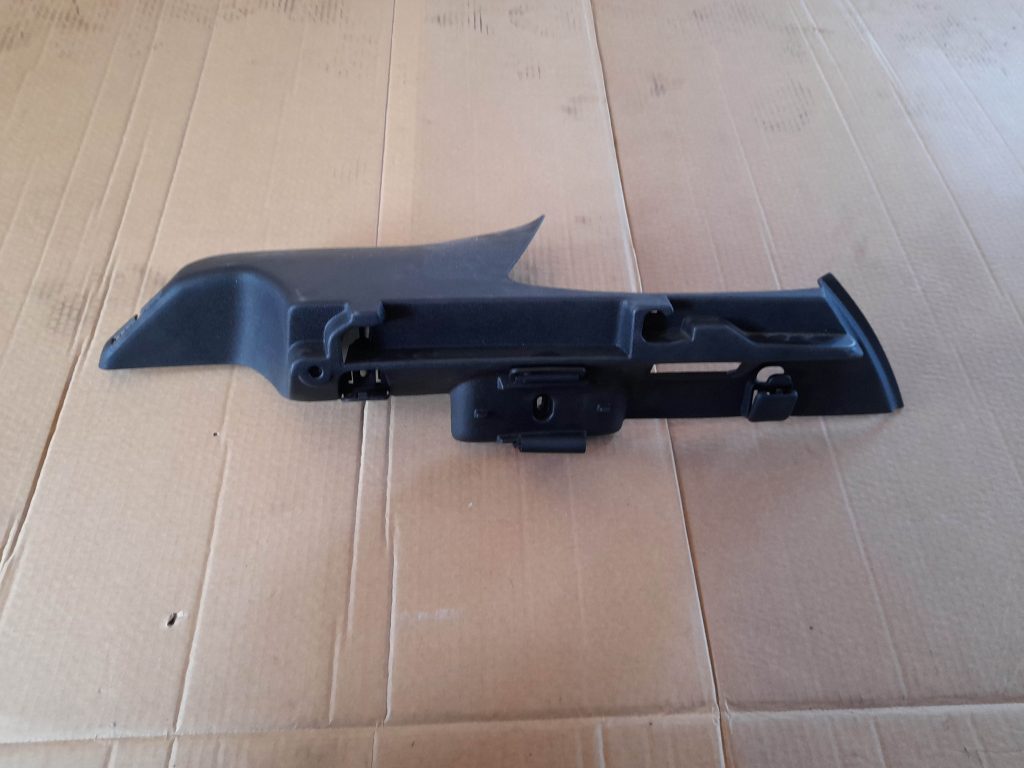 Centrālās konsoles (apdares) sānu panelis priekš CITROEN PICASSO 2007 3 Centrālās konsoles (apdares) sānu panelis priekš CITROEN PICASSO 2007