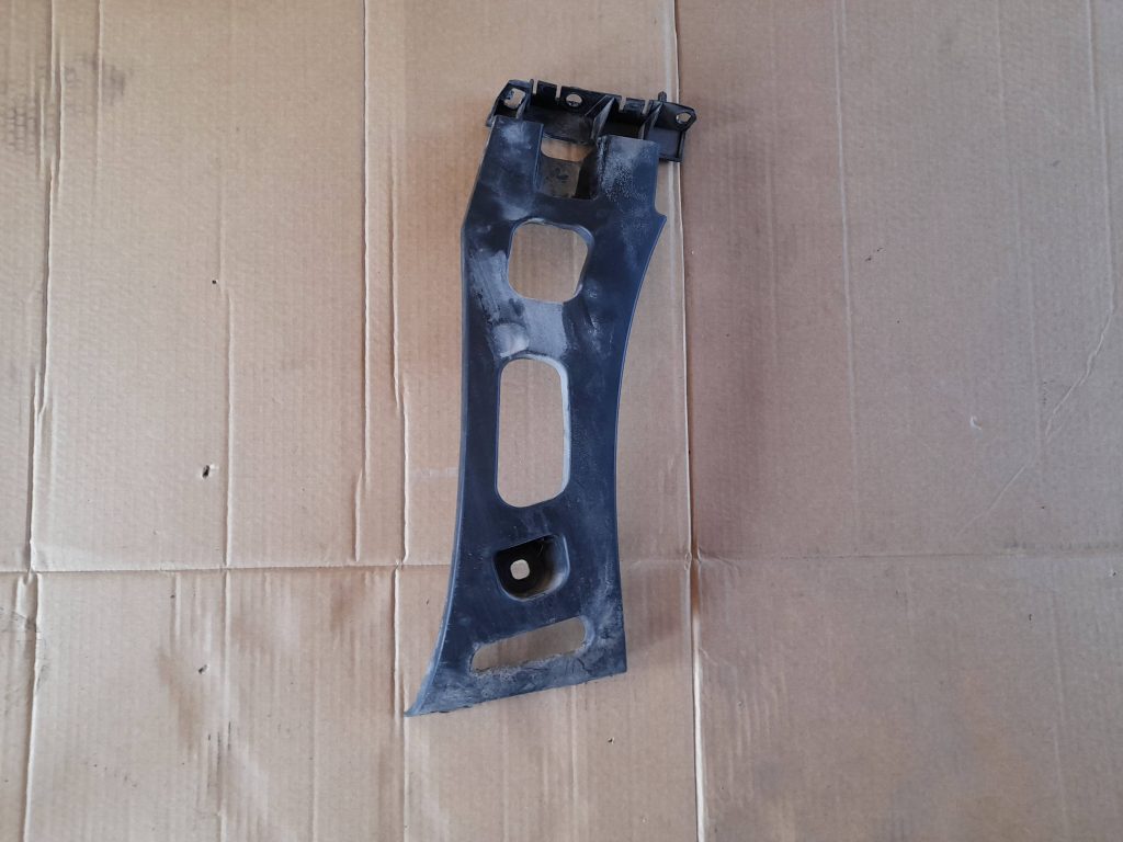 Aizmugurējā spārna un bufera stiprinājums priekš CITROEN PICASSO 2007 1 Aizmugurējā spārna un bufera stiprinājums priekš CITROEN PICASSO 2007